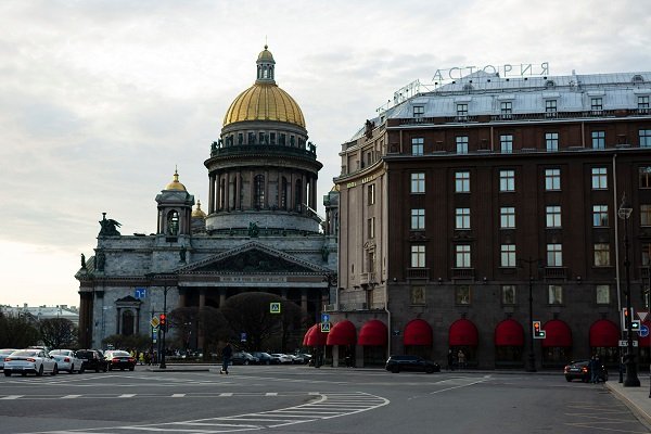 St Petersburg to MOSCOW